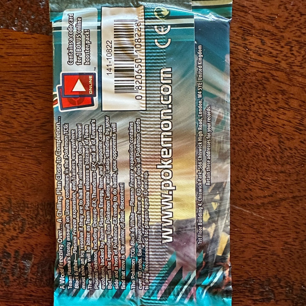 Pokémon Plasma Freeze Booster Pack - Picture 2 of 2